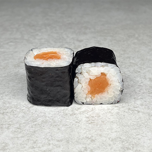 Ролл с лососем