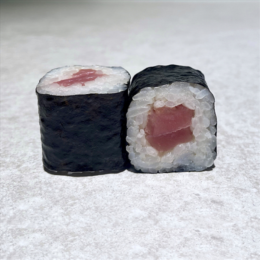 tm Ролл с копченым тунцом